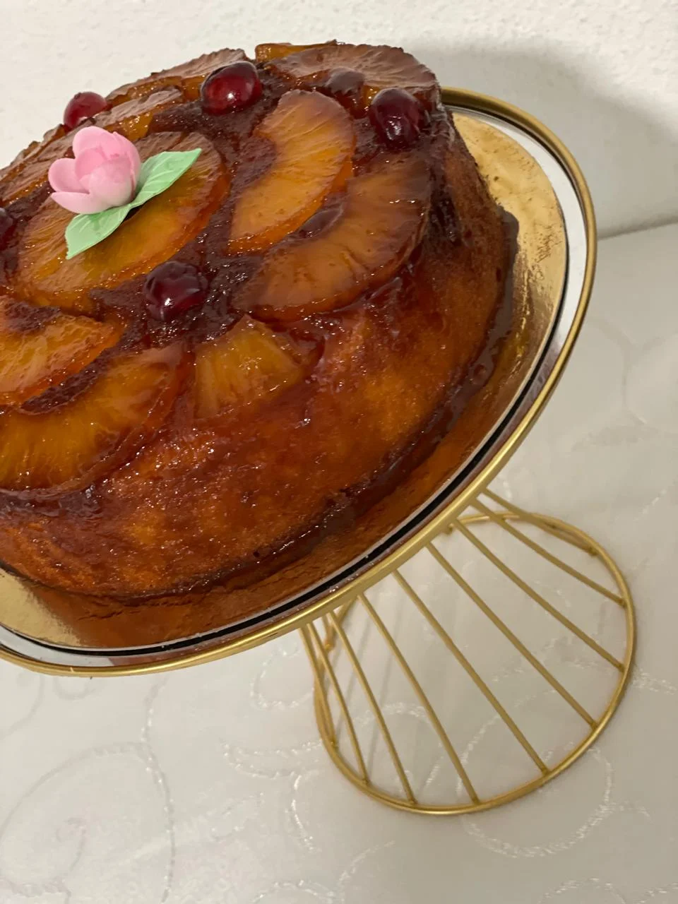 Gâteau traditionnel renversé à l'ananas